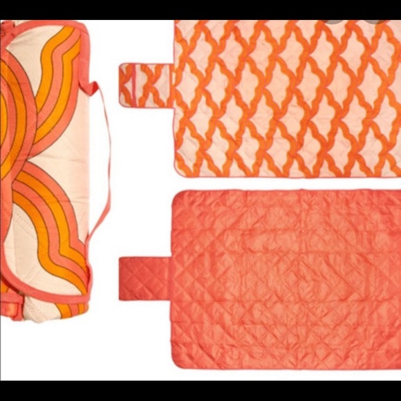 BNWT Society 6 picnic blanket - Picture 1 of 2